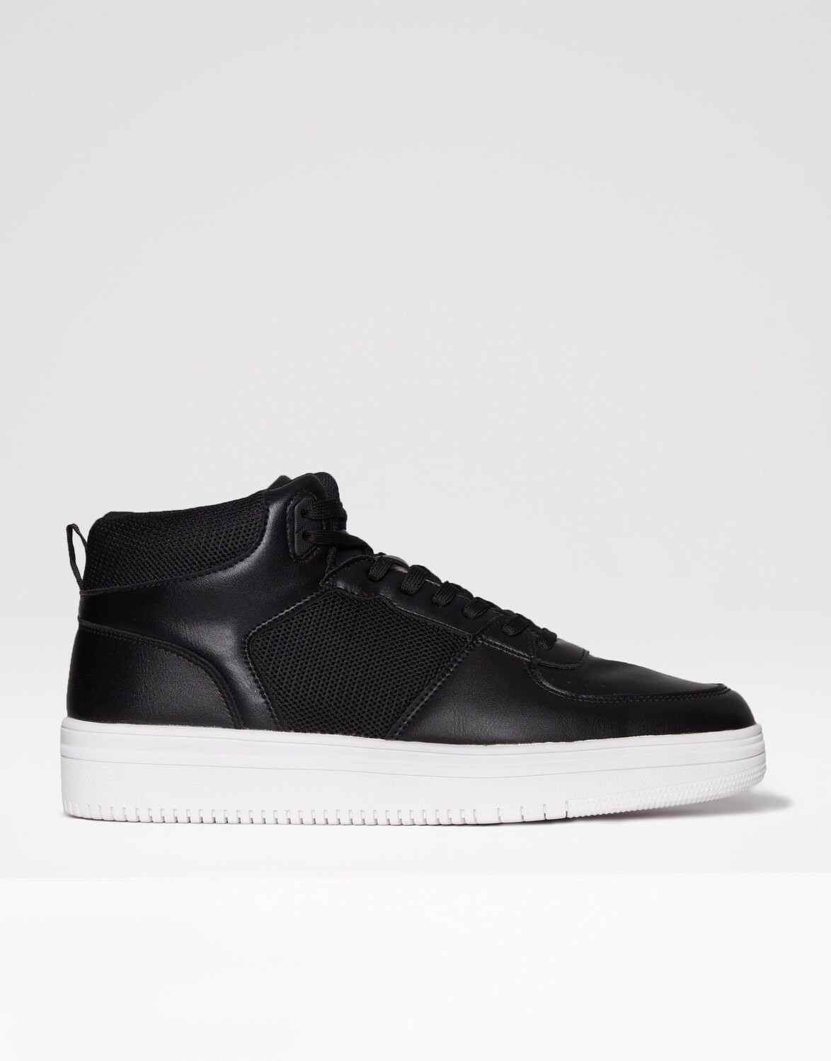 

Высокие кроссовки 'Villa' Sport Panel High Top Trainers Threadbare, черный