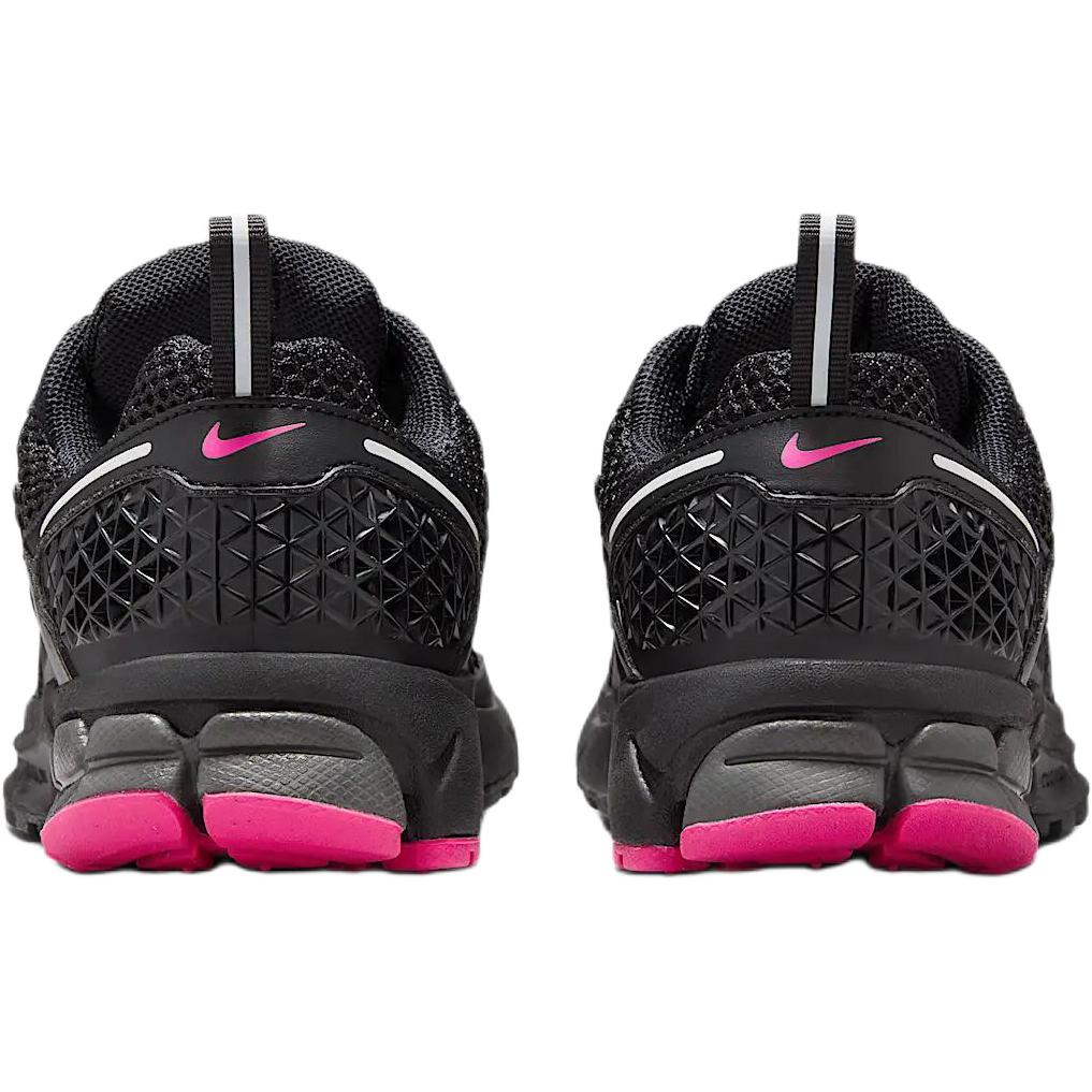 Детские кроссовки Air Zoom Vomero 5 с противоскользящим износостойким верхом Nike, черный — фото 4