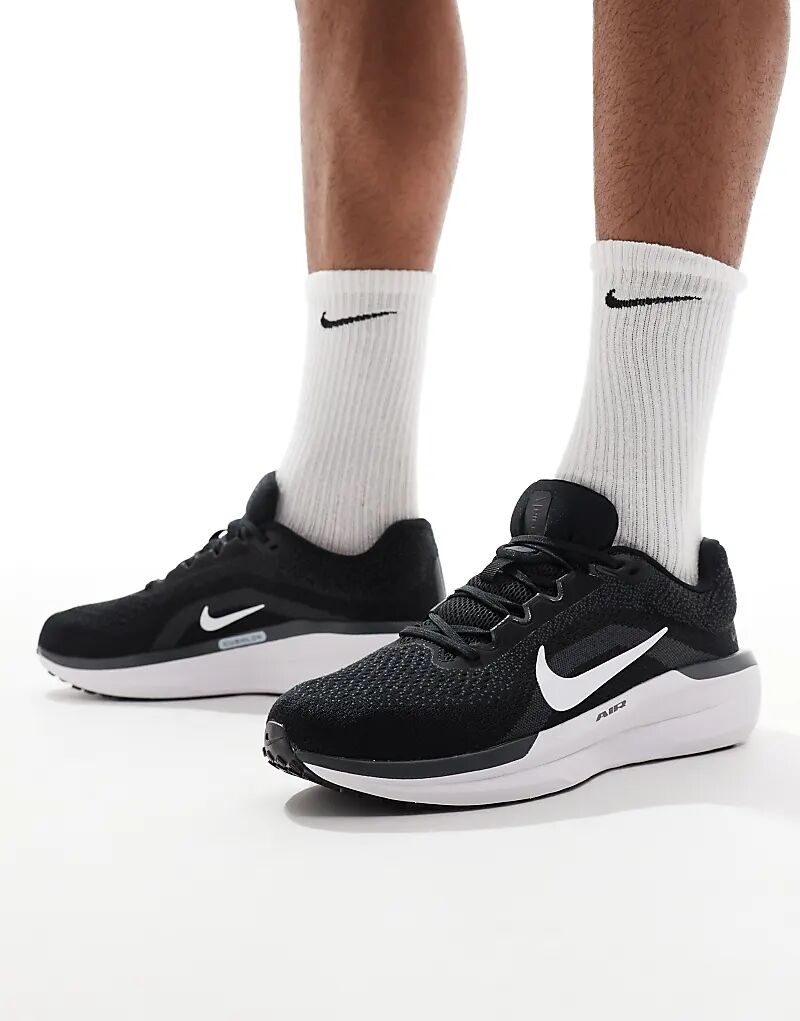 

Кроссовки Air Winflo 11 черного и белого цвета Nike Running