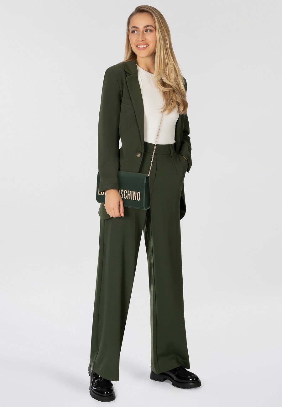 

Сумка кросс-боди Love Moschino UMHÄNGE, Green/Dark Green