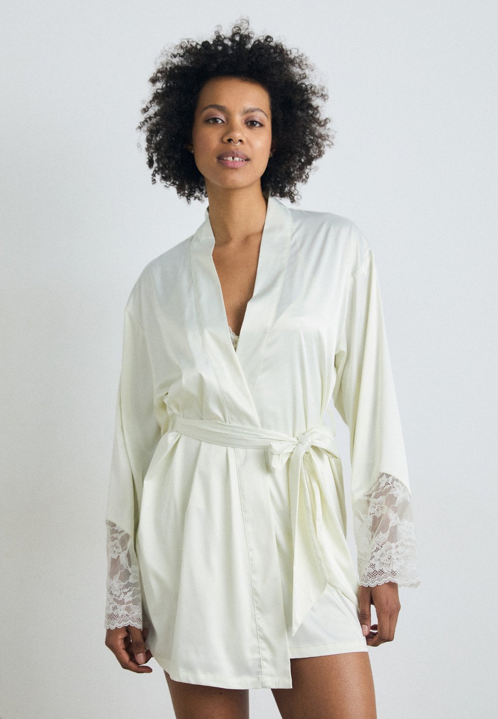 

Халат LYRA KIMONO DORINA, кремовый