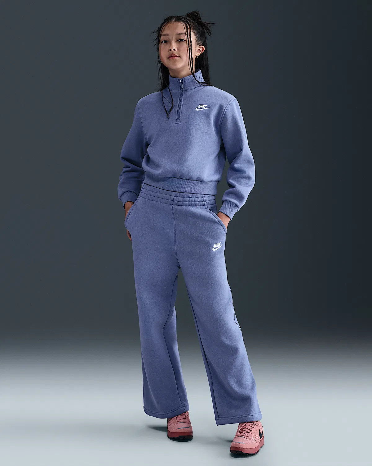 Детская (девочки) длинная футболка Nike Sportswear Club Fleece с полузастежкой-молнией, World Indigo/White — фото 4
