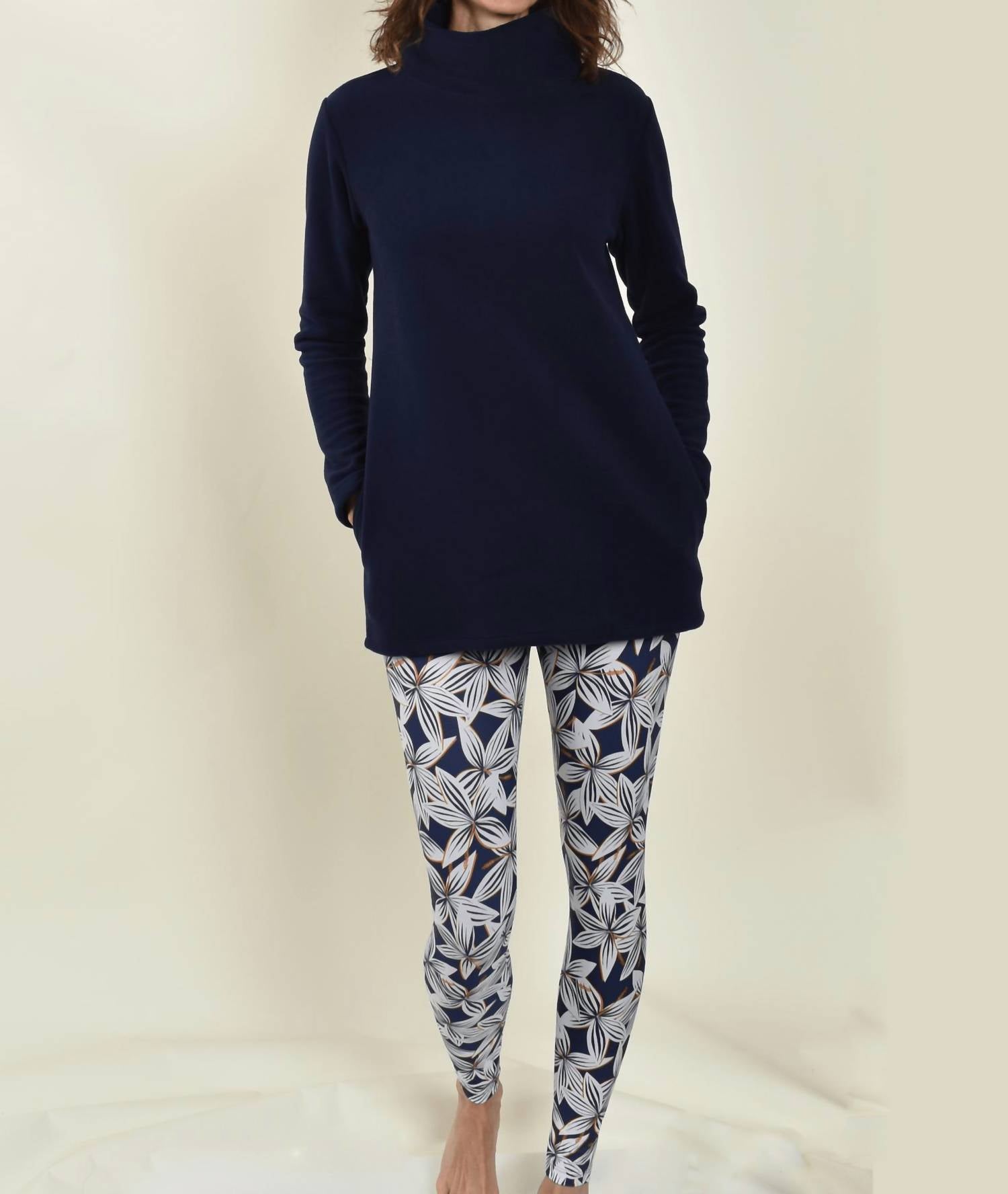 

Леггинсы Bayside Tight в цвете гибискус Southwind, цвет hibiscus