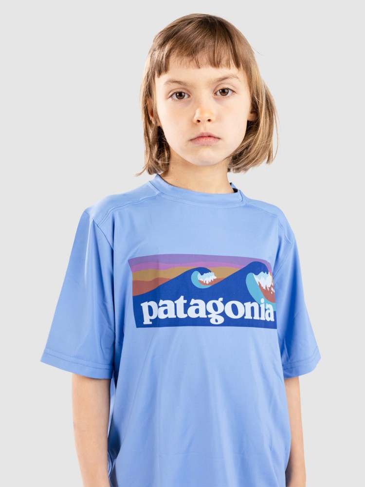Футболка Patagonia Cap Sw Kids T-Shirt, boardshort logo/abdnt blu — фото 4