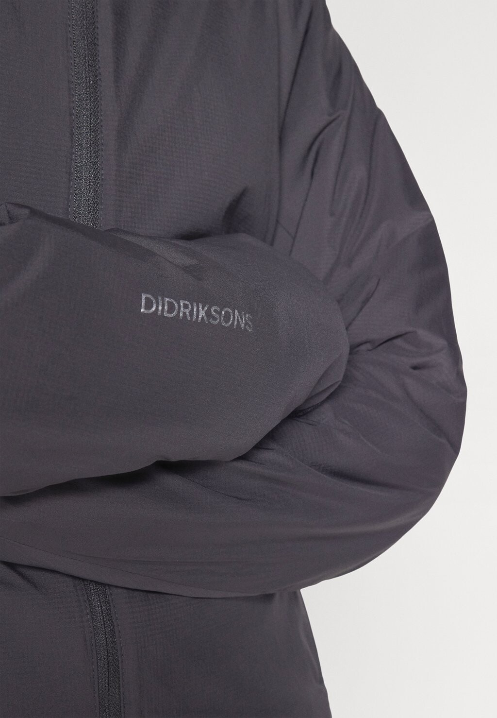 

Куртка из мягкой ткани KARIX JACKET Didriksons, черный