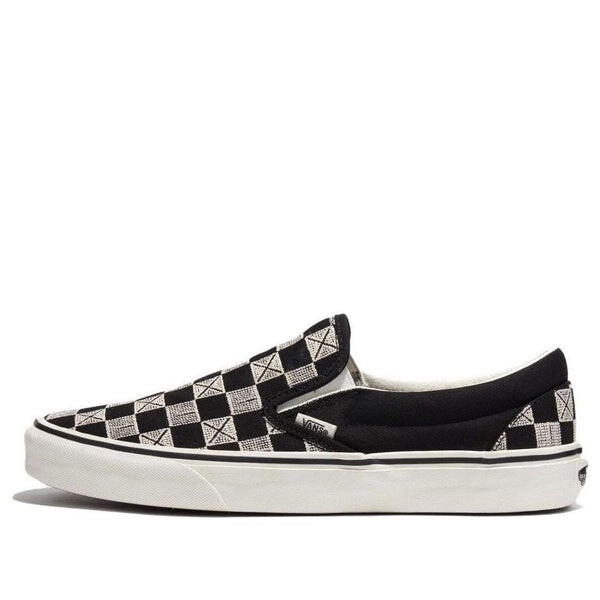 

Кроссовки silp on classic stitch checkerboard 'grey black' Vans, серый