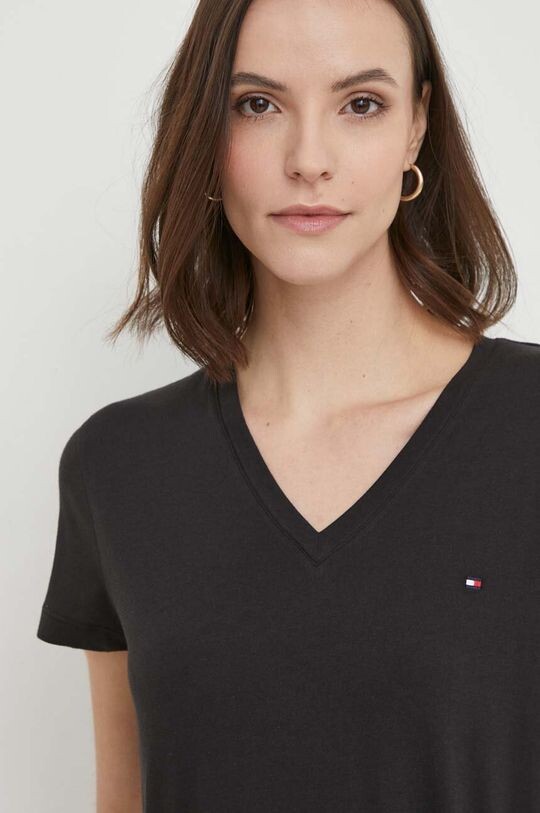 

Футболка Tommy Hilfiger, черный