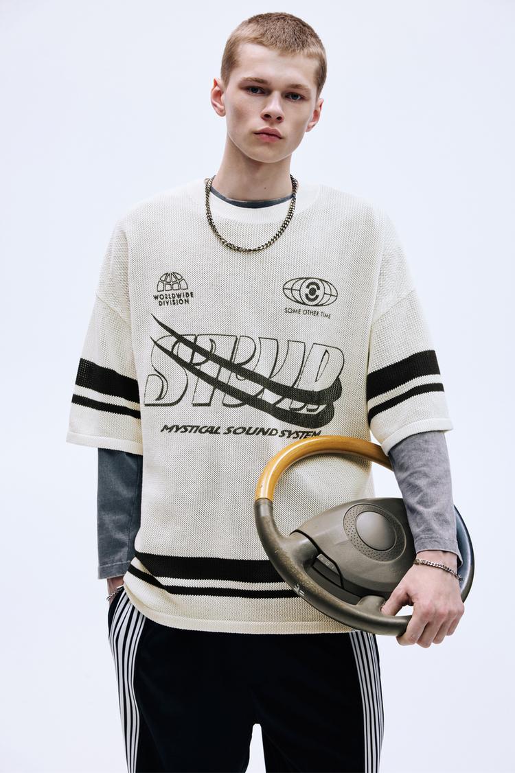 

Футболка Stwd varsity трикотажная Pull And Bear, белый