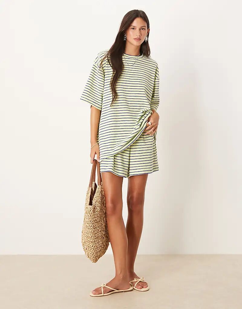 

Футболка свободного кроя ASOS DESIGN в желтую полоску