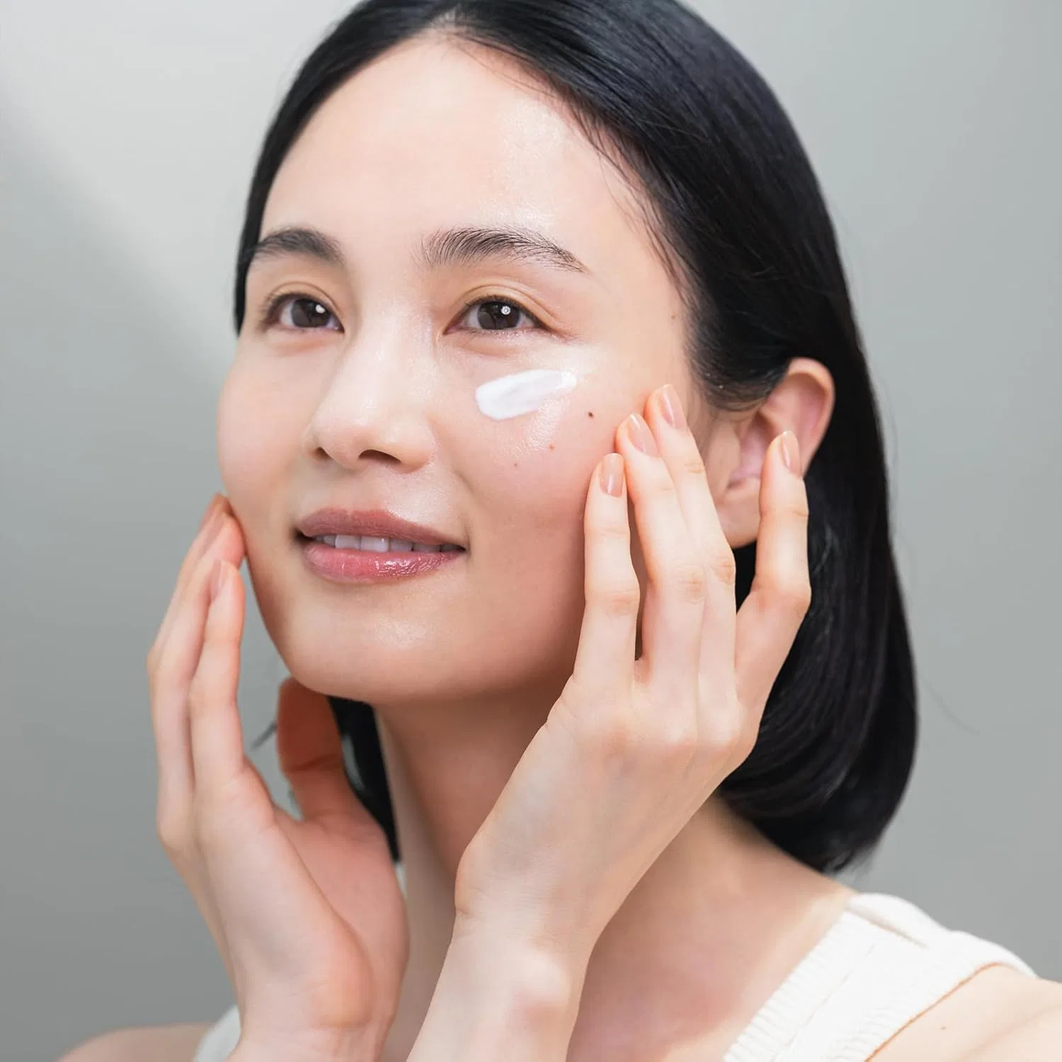 Солнцезащитный лосьон для лица Jurlique UV Defense — фото 2