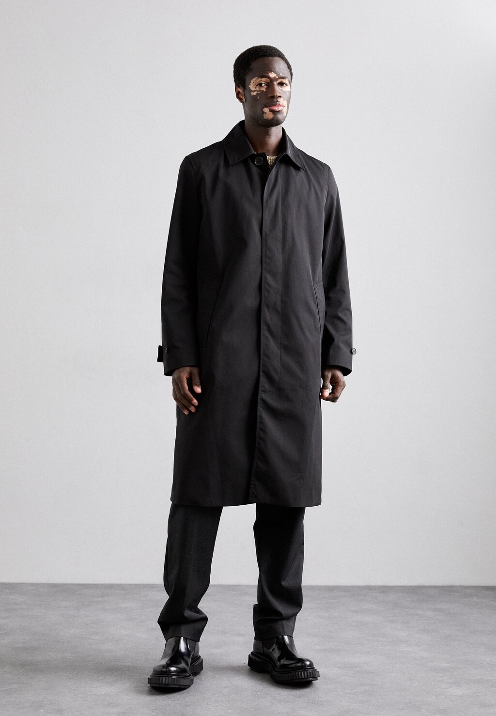 

Тренч HUCK CARCOAT Wood Wood, цвет black