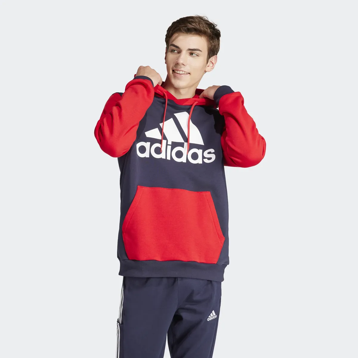 

Толстовка с капюшоном Adidas Sportswear "ESSENTIALS BIG LOGO HOODIE", цвет Legend Ink / Better Scarlet