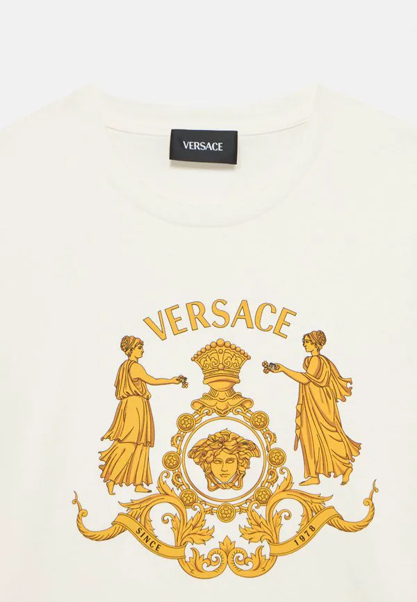 Футболка унисекс с принтом герба зала героев Versace, Bianco — фото 3