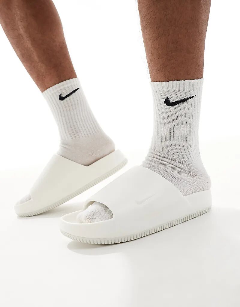 Шлепанцы Nike Calm белого цвета
