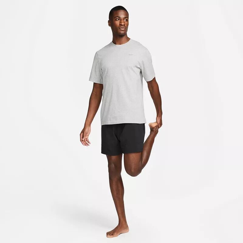 Мужская футболка для тренинга с короткими рукавами Nike Dri-FIT Primary — фото 3