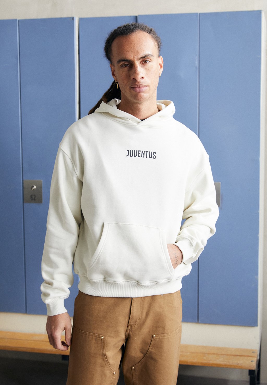 

Толстовка с капюшоном JUVENTUS BENCH HOOD - Club wear Legacies, кремовый