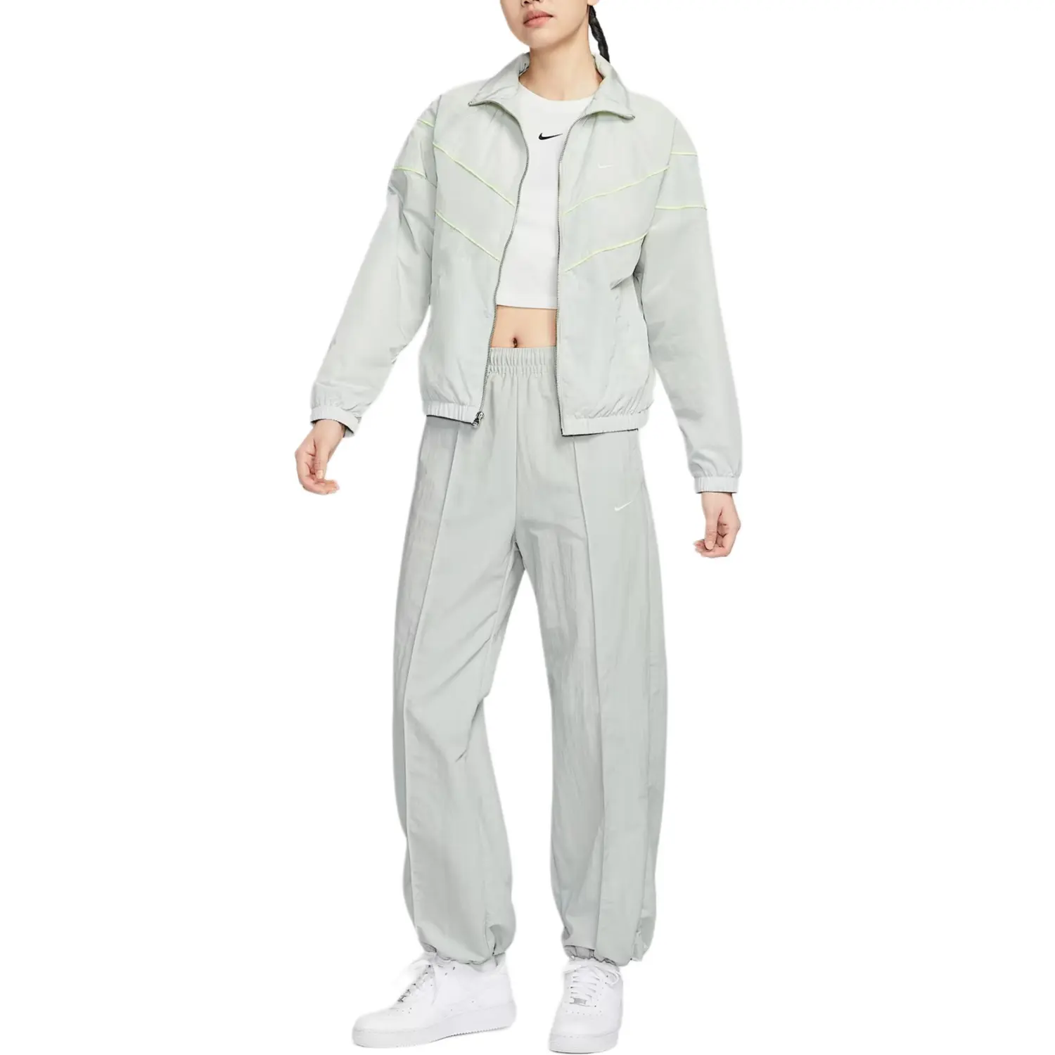 Nike Куртка женская светло-серебристая нежно-желто-зеленая белая, Light Silver/Mild Yellow-Green/White — фото 4