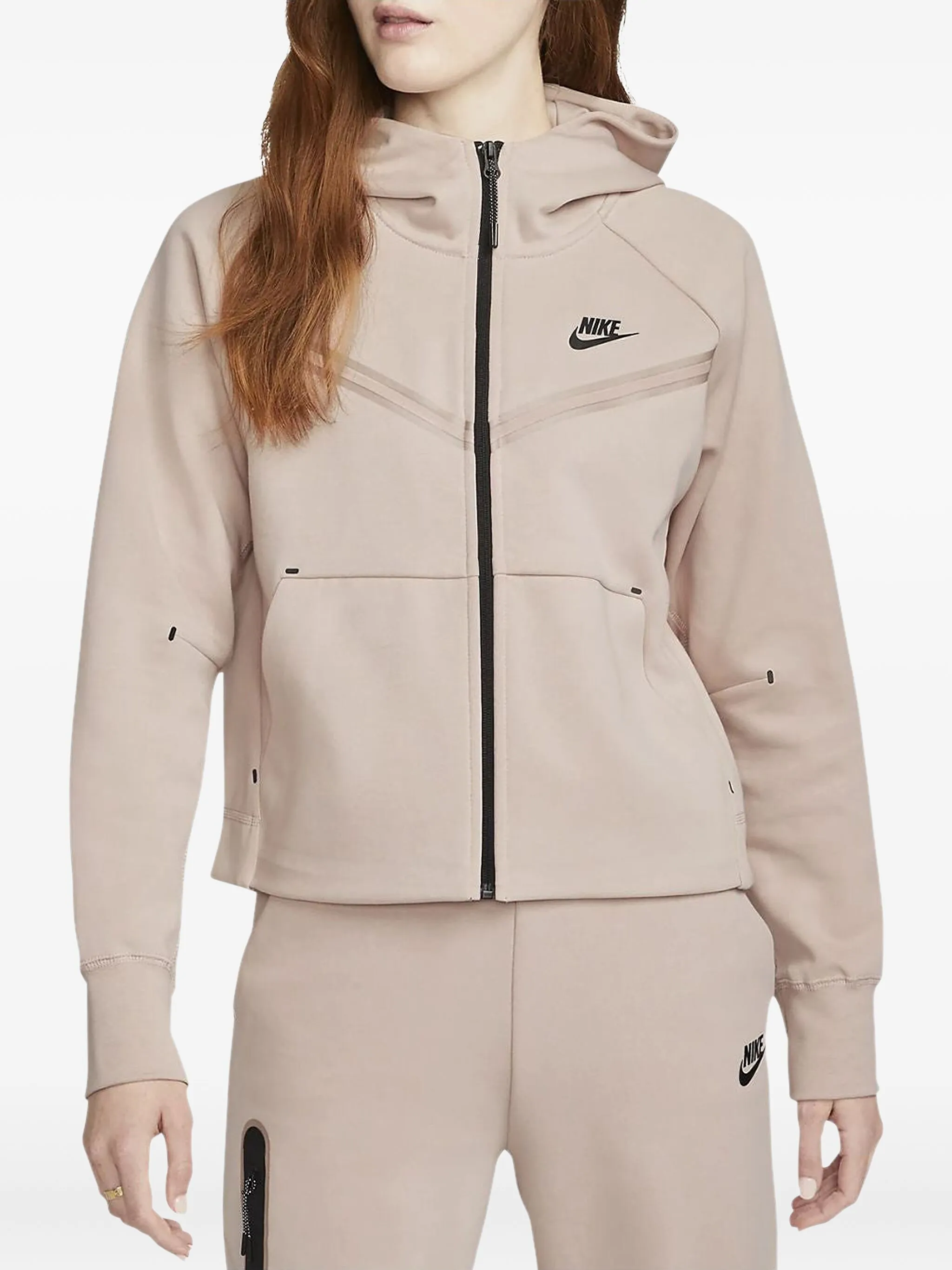 

Худи Sportswear Tech Nike, розовый