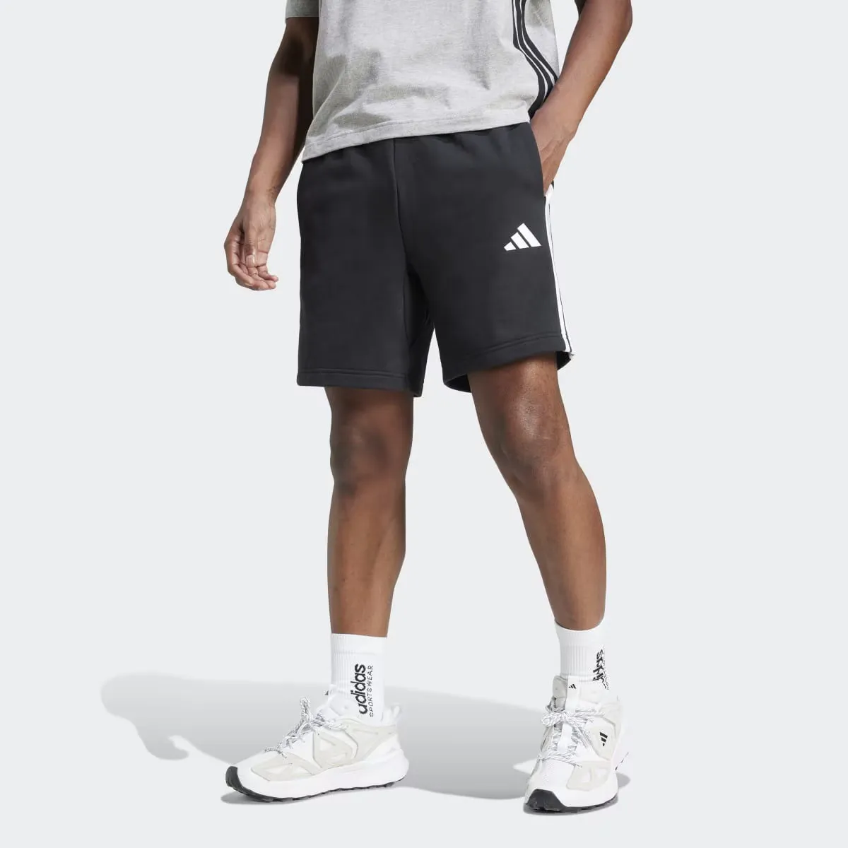 

Мужские шорты Adidas Essentials French Terry с тремя полосками, черный