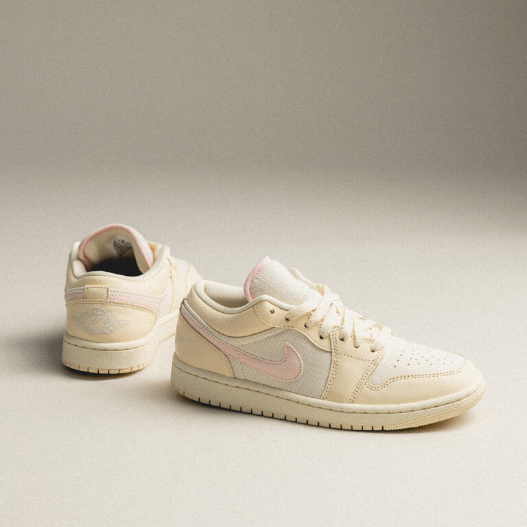 

Кроссовки Nike Wmns Air 1 Low Se Jordan, розовый