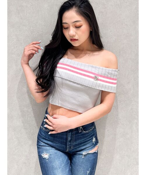 

Вязаный топ с открытыми плечами SymmetryGYDA, серый