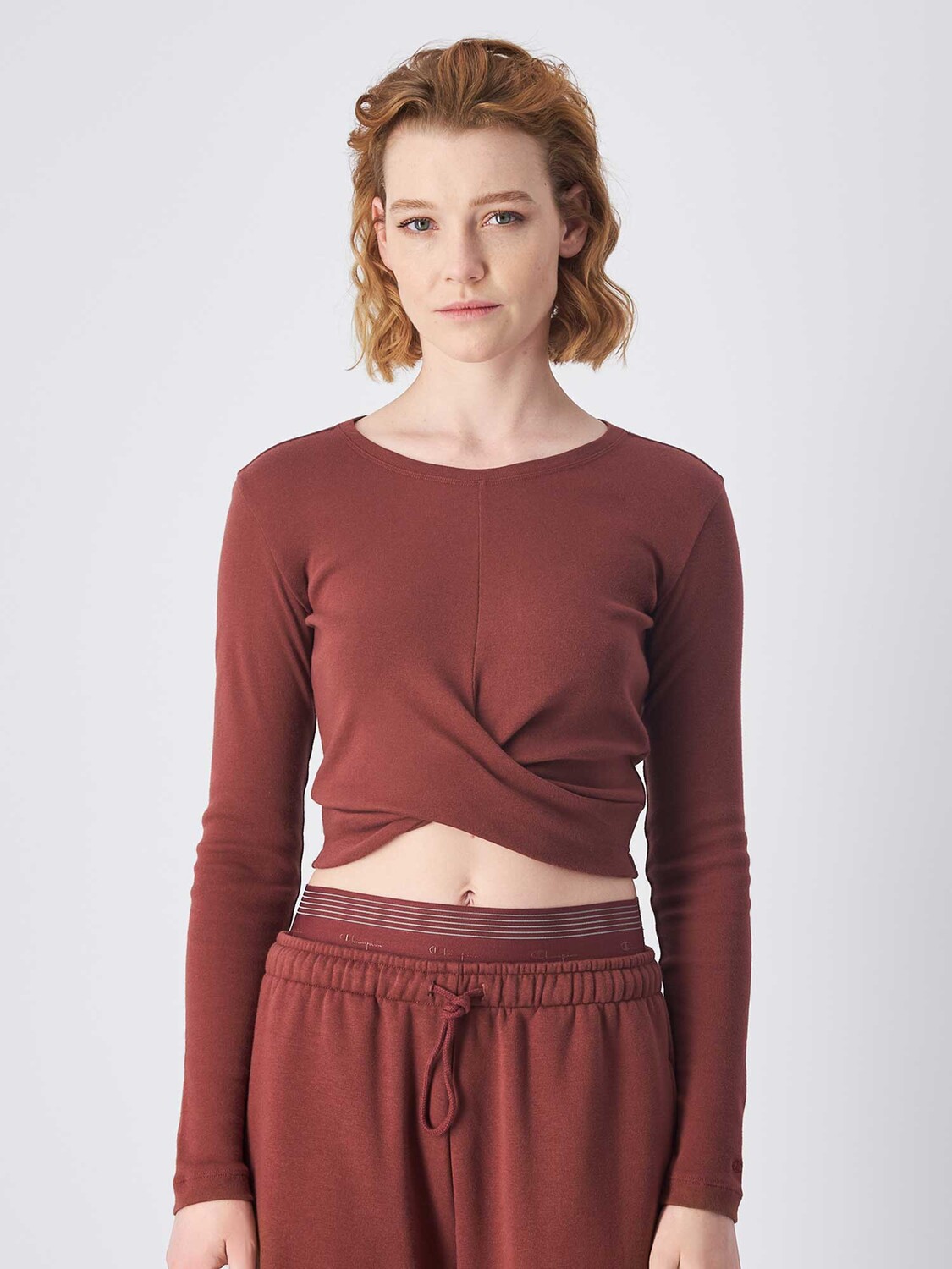 

Блуза Champion Crewneck Croptop T-Shirt, разноцветный