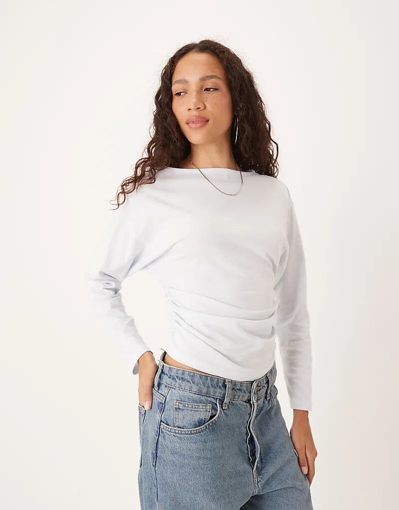

Топ ASOS DESIGN с драпировкой и присборенным вырезом «летучая мышь» синего цвета