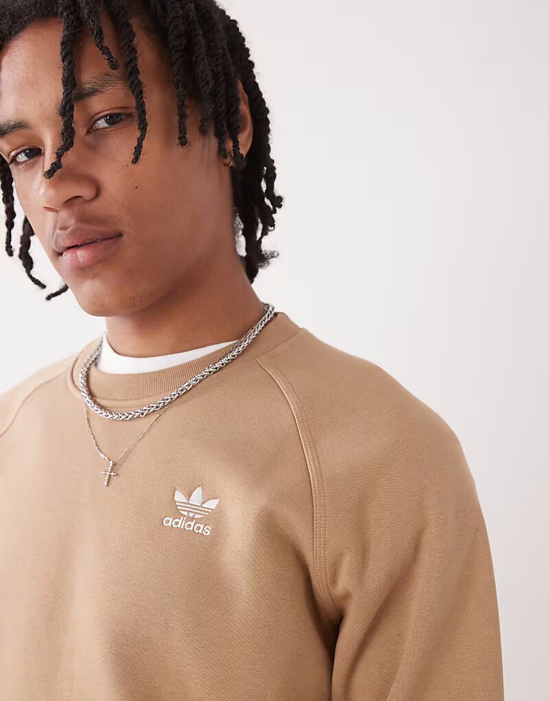 

Толстовка Adidas Originals Trefoil essentials crew из картона