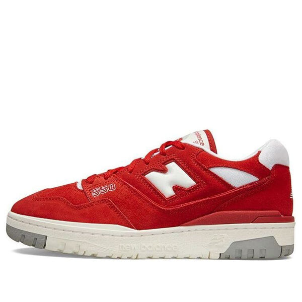 

Кроссовки 550 New Balance, красный