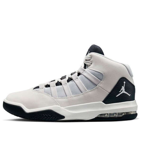 

Кроссовки макс аура Air Jordan, белый