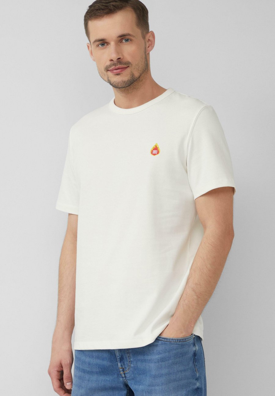 

Футболка s.Oliver MIT GRILL-MOTIV, Weiß/White, Белый, Футболка s.Oliver MIT GRILL-MOTIV, Weiß/White