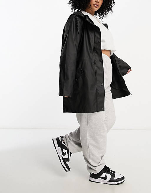 

Черный прорезиненный плащ с капюшоном Vero Moda Curve