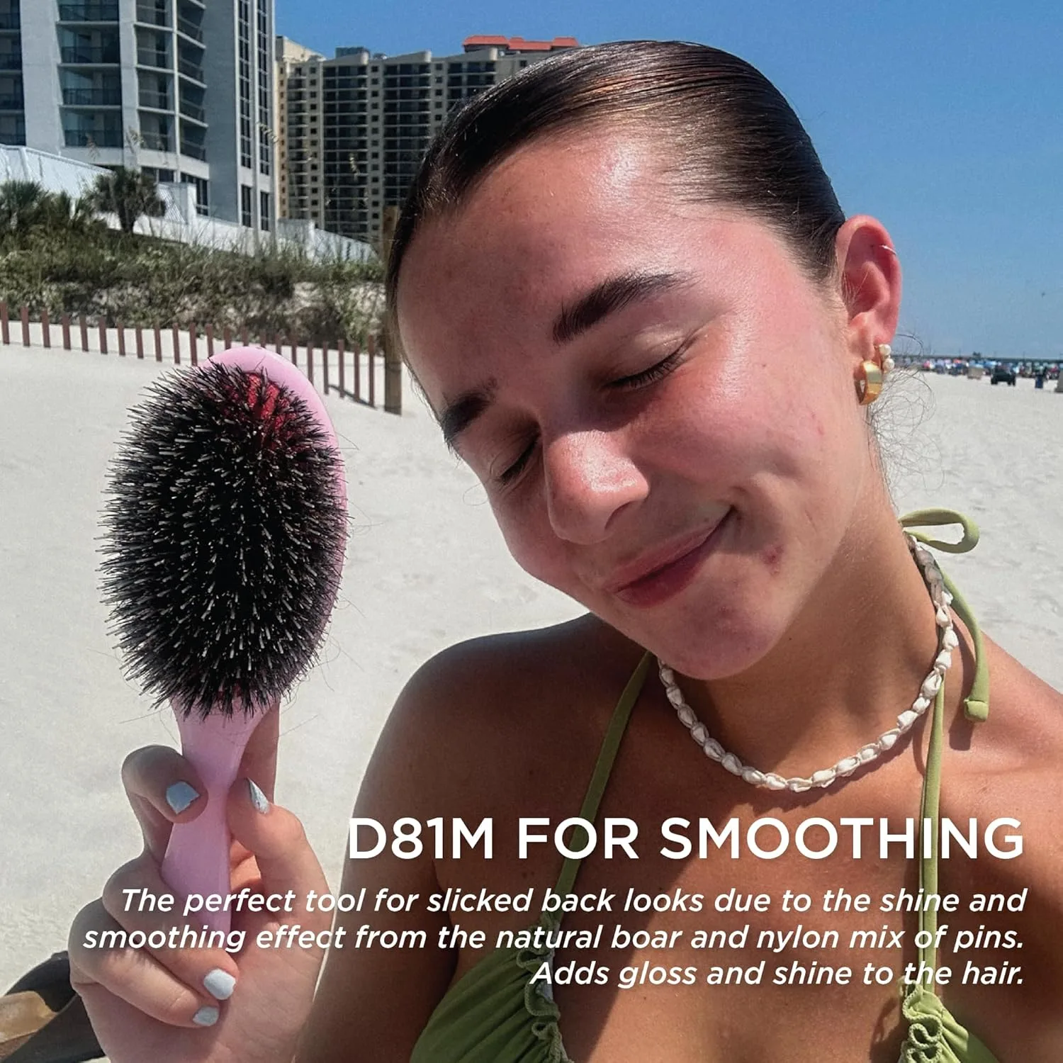 Denman Boar Bristle Hair Brush - щетка для волос с натуральной щетиной для сглаживания, блеска и укладки slick back, определения локонов и распутывания, для всех типов волос, женщин и мужчин D81M, Pink Crush — фото 4