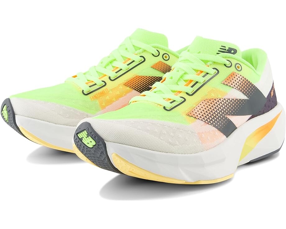 Кроссовки New Balance FuelCell Rebel v4, цвет White/Bleached Lime Glo
