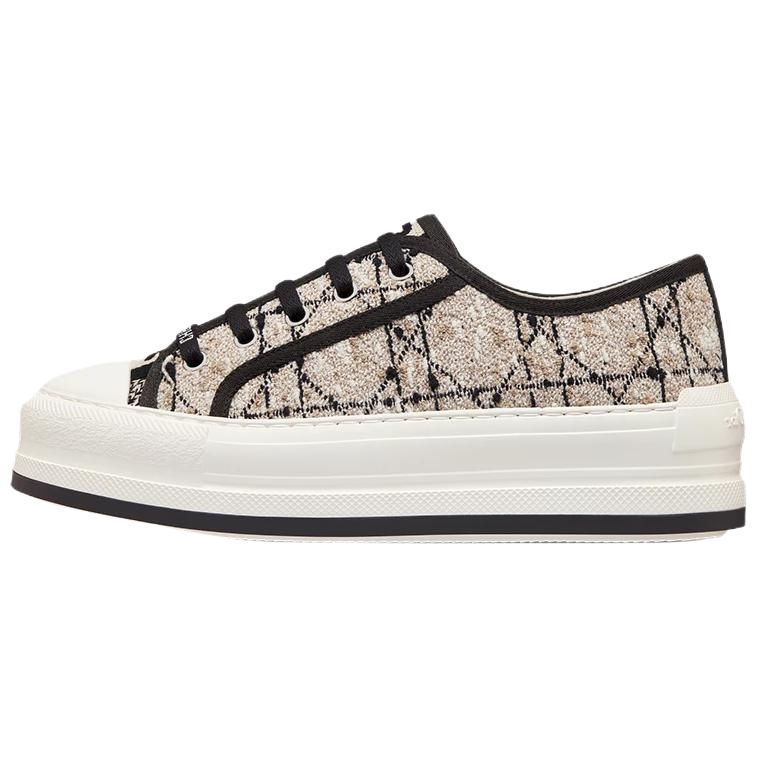 Walk'n' Low top Skateboard Shoes Women's Beige DIOR, original shoe box included