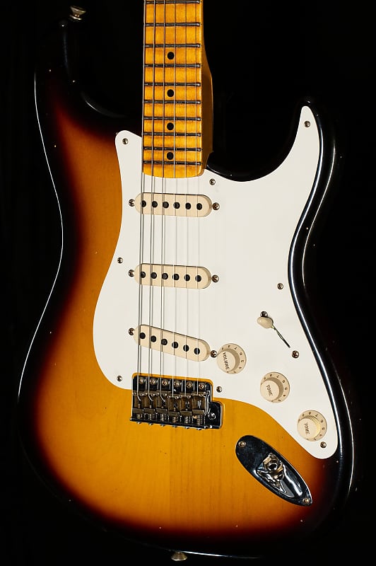 

Электрогитара Fender Custom Shop Willcutt True '57 Stratocaster Journeyman Relic 2-Tone Sunburst 57 V