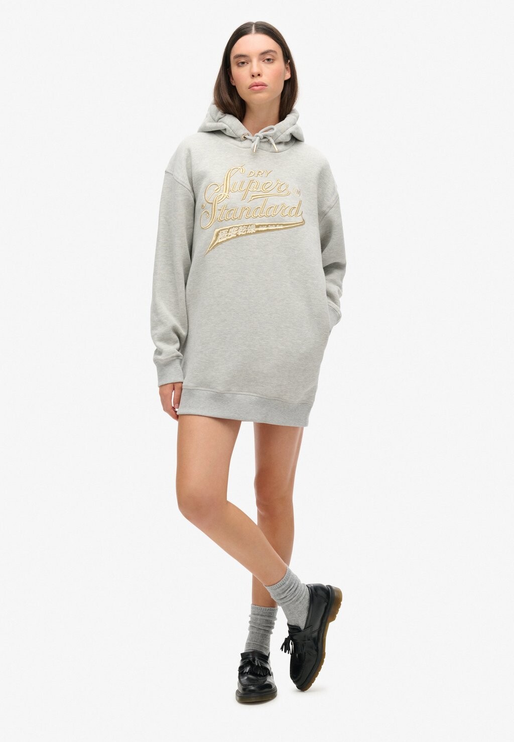 

Повседневное платье LUXE METALLIC LOGO HOODED Superdry, светло-серый