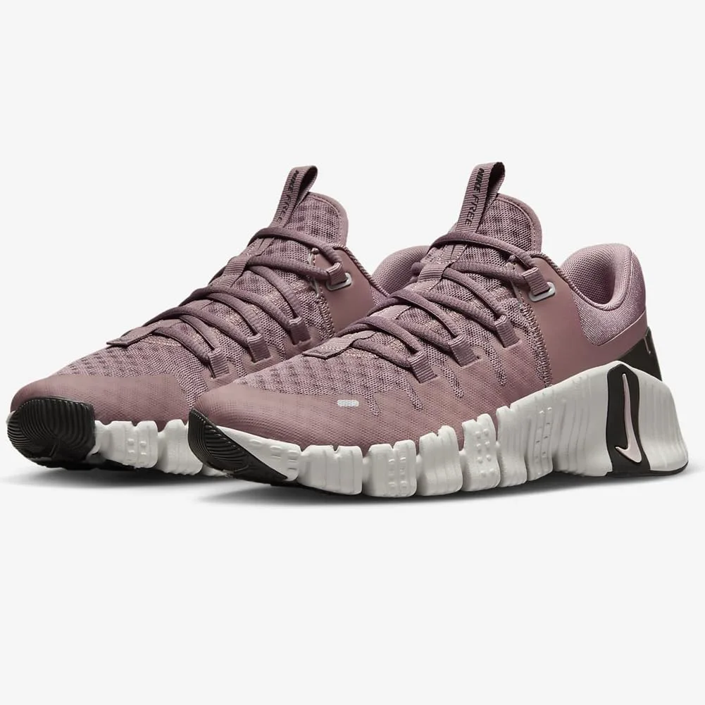 Женские кроссовки Nike Free Metcon 5 для тренировок, сиреневый/коричневый — фото 4