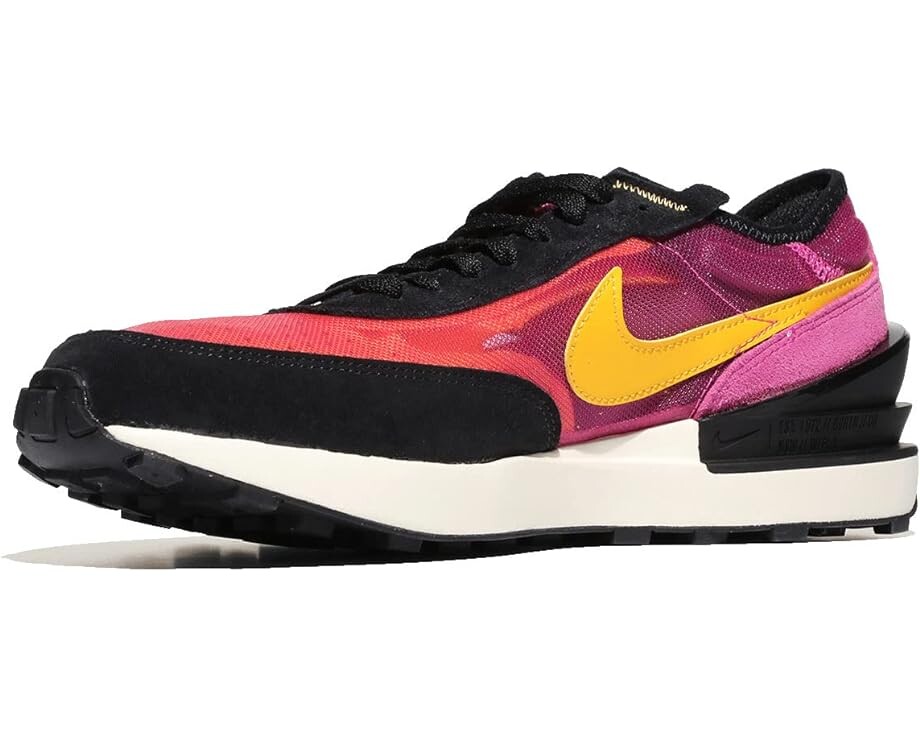 

Кроссовки Nike Waffle One, цвет Active Fuchsia/University Gold/Black