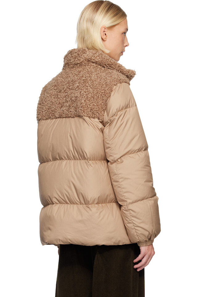 Moncler Бежевая короткая пуховая куртка esnaie с отделкой "мишка" — фото 3