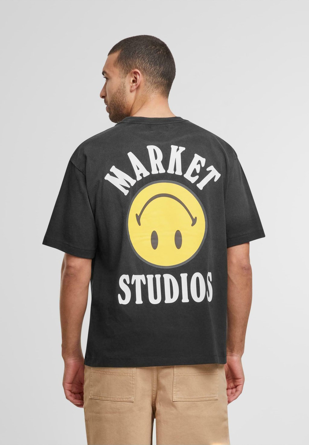 

Футболка с принтом SMILEY LOCKUP Market, черный
