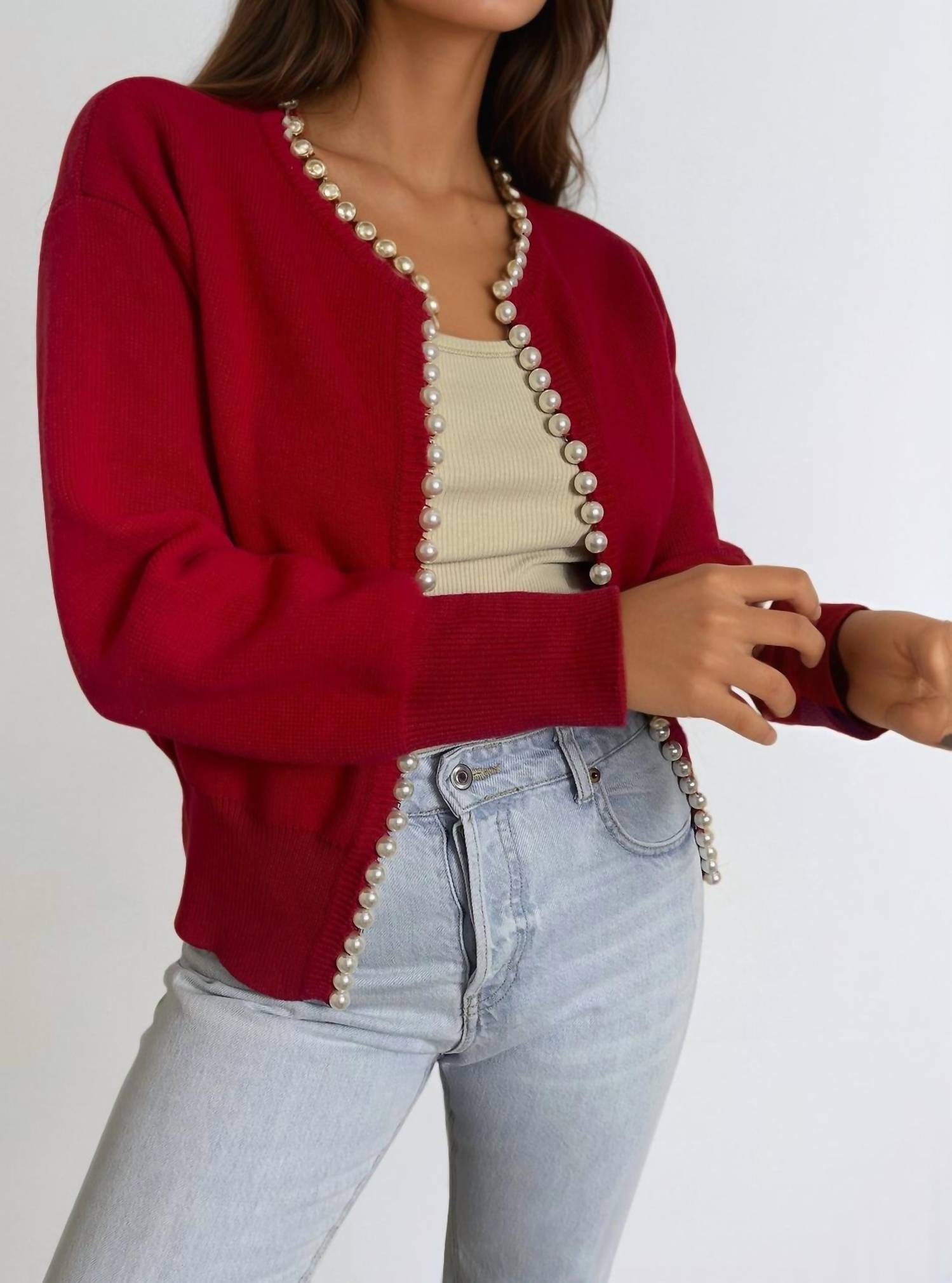 

Кардиган Charlotte Pearl с отделкой жемчугом в красном цвете Self-Same