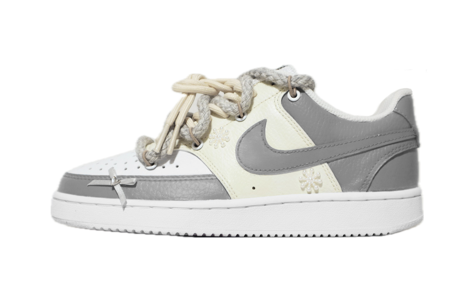 

Кроссовки Nike Court Vision 1 Skateboard Shoes Women's Low-Top Gray/Beige White