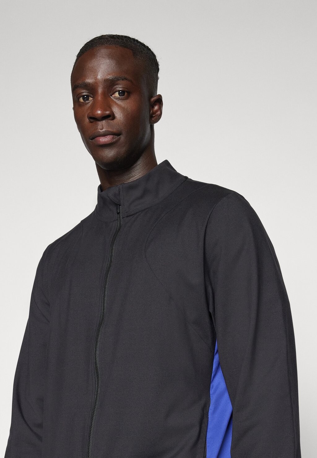 

Толстовка FULL ZIP JACKET Puma, черный