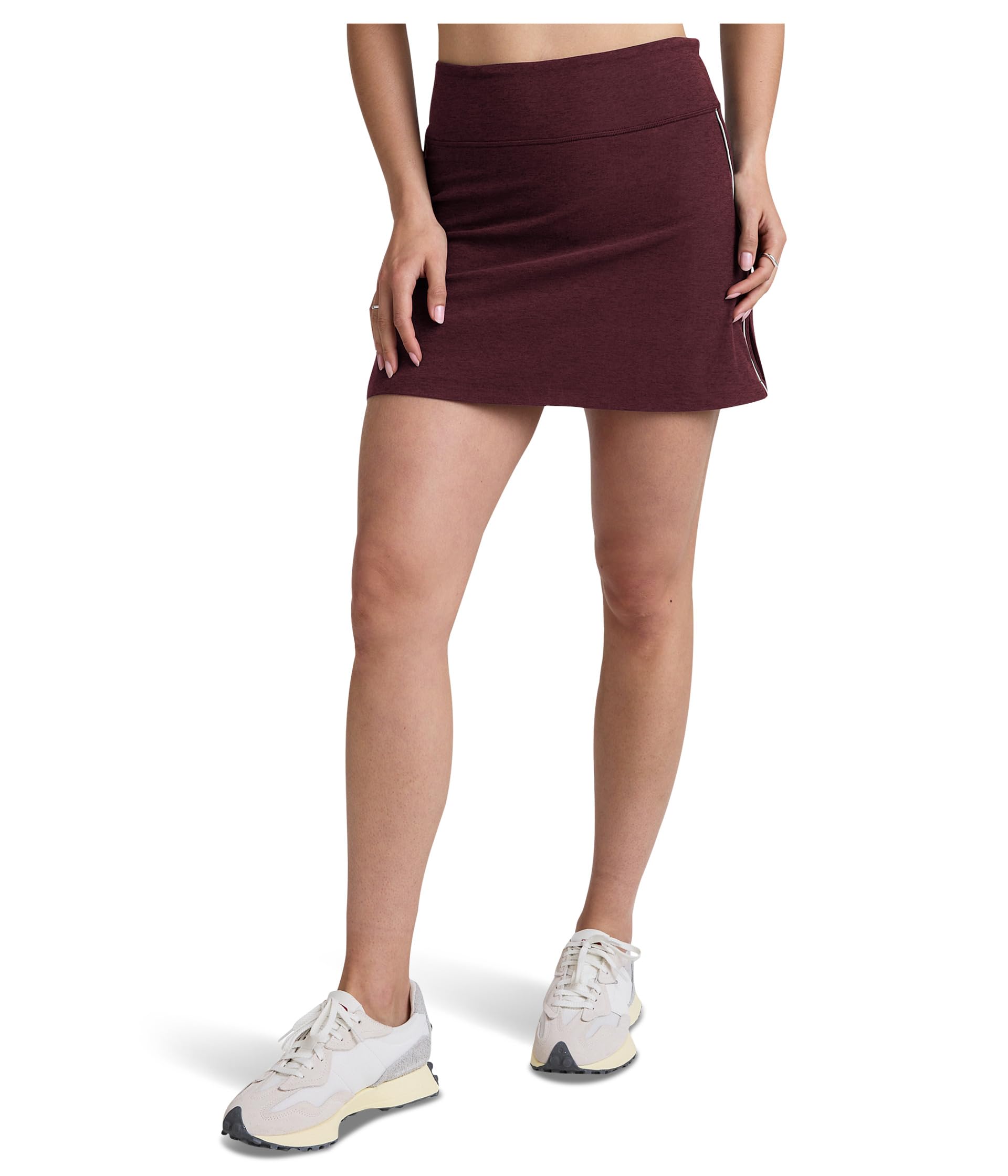 

Юбка Beyond Yoga Spacedye Ready Skirt, цвет Midnight Burgundy Heather