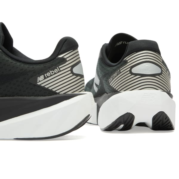 Кроссовки New Balance Rebel V5 New Balance Running, черный, серебро metallic & белый — фото 3