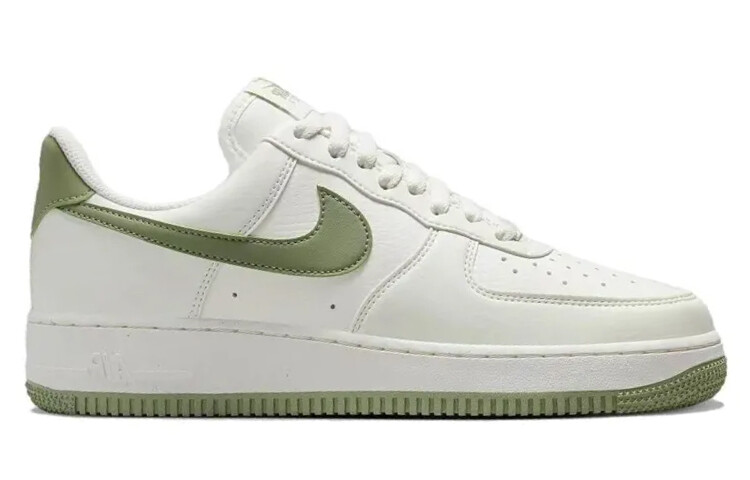 

Женские кроссовки для скейтбординга Nike Air Force 1, White