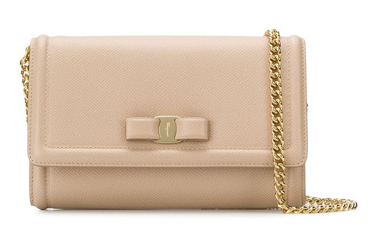 

Сумка через плечо из телячьей кожи Ferragamo Vara телесного цвета