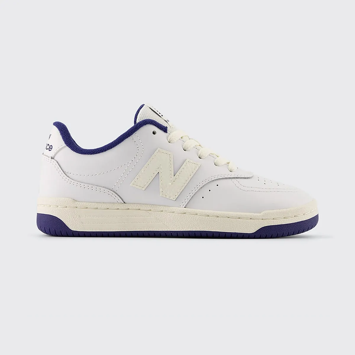 

Детские кроссовки B80 для повседневной носки New Balance, белый/темно-синий