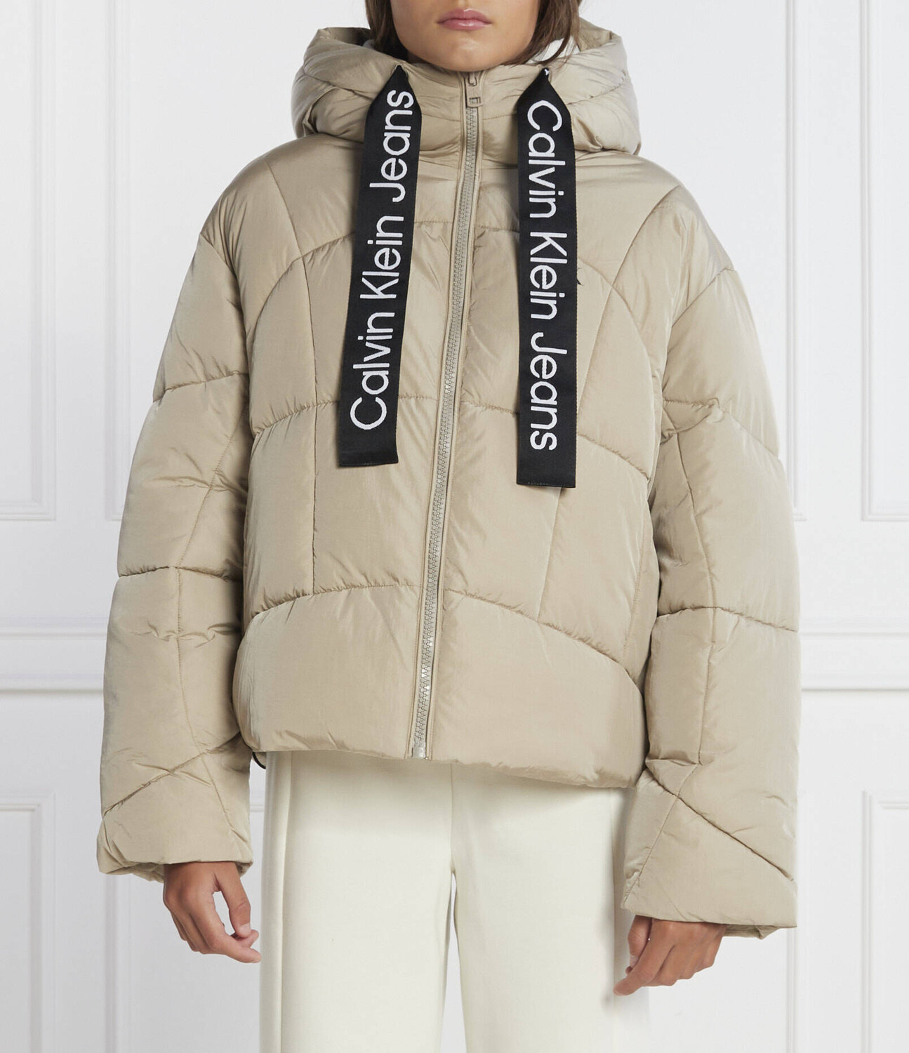 

Куртка CALVIN KLEIN JEANS Regular Fit, бежевый